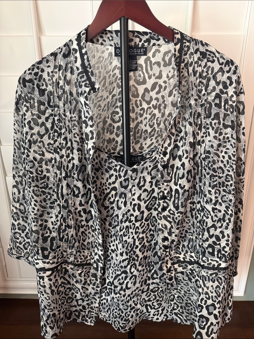 Dialogue Black and Gray Leopard Print Blouse and Tank